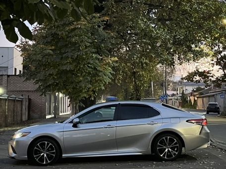 Toyota Camry, 2018 — photo 2