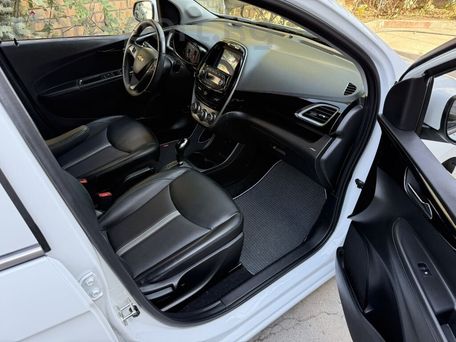 Chevrolet Spark, 2019 — photo 12