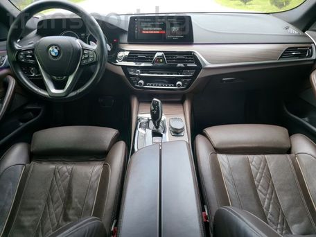 BMW 5 Series, 2018 — photo 5