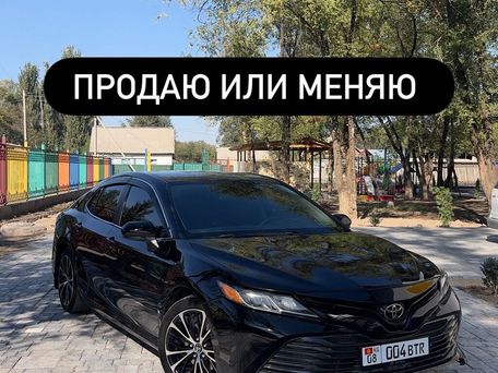 Toyota Camry, 2019 — фото 1