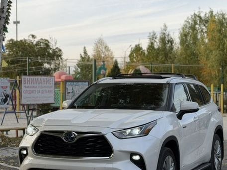 Toyota Highlander, 2021 — сүрөт 1