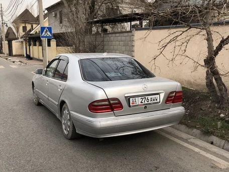 Mercedes-Benz E-Class, 2000 — photo 5