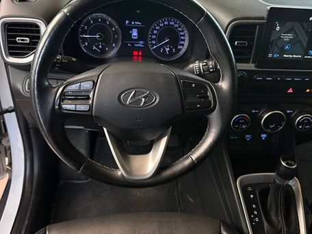 Hyundai Venue, 2020 — photo 17
