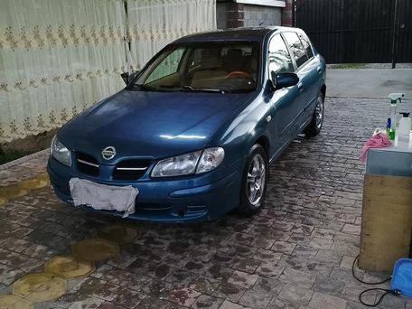 Nissan Almera, 2001
