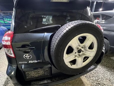 Toyota RAV4, 2010 — фото 3