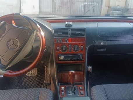 Mercedes-Benz E-Класс, 1994 — 照片 11