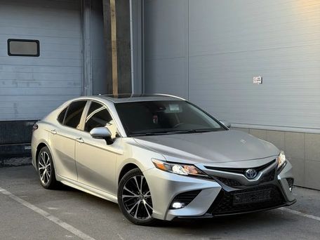 Toyota Camry, 2020 — фото 1