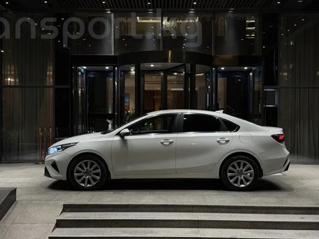 Kia Cerato, 2022 — 照片 3