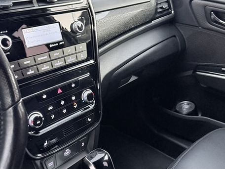 SsangYong Tivoli, 2019 — photo 5