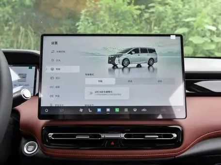 GAC Trumpchi M6, 2026 — photo 20