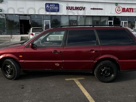 Volkswagen Passat, 1995 — 照片 2