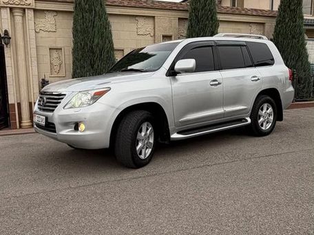 Lexus LX, 2008