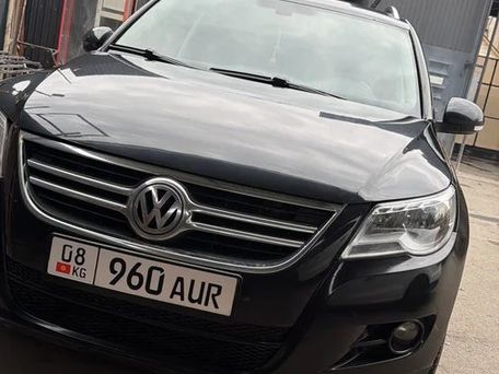 Volkswagen Tiguan, 2010 — photo 1