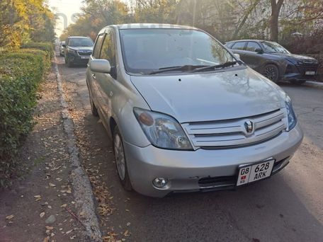 Toyota Ist, 2003 — 照片 3