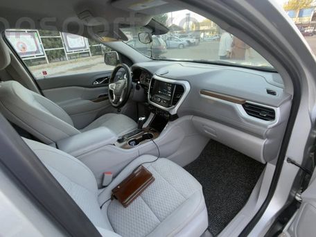 GMC Acadia, 2018 — 照片 3