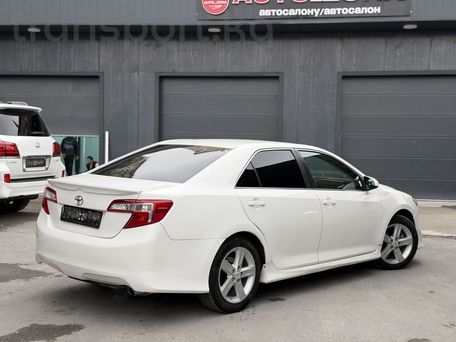 Toyota Camry, 2013 — фото 2