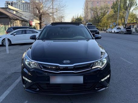 Kia K5, 2018 — photo 1