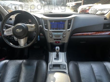 Subaru Outback, 2009 — photo 10