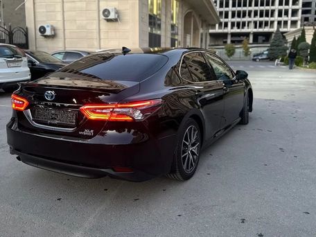 Toyota Camry, 2021 — photo 2