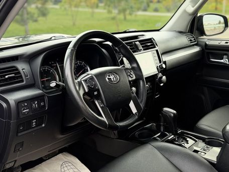 Toyota 4Runner, 2020 — 照片 9