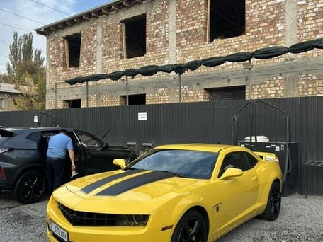 Chevrolet Camaro, 2010 — photo 1