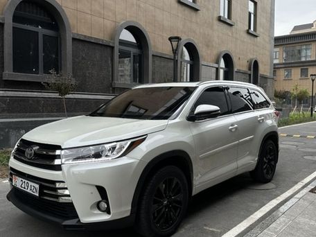 Toyota Highlander, 2018 — photo 1