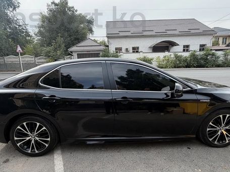Toyota Camry, 2018 — фото 2