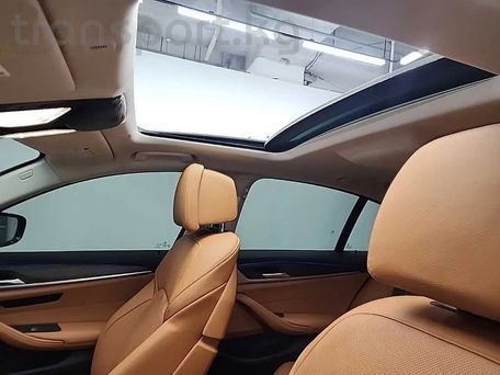 BMW 5 серии, 2020 — 照片 11