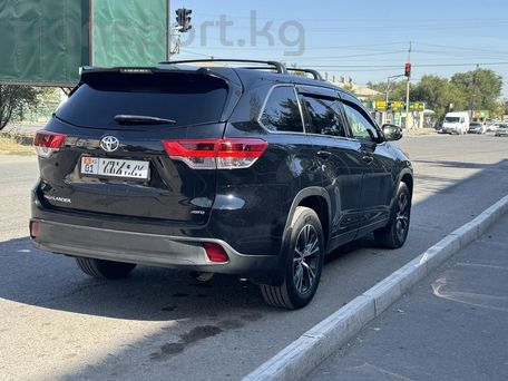 Toyota Highlander, 2018 — photo 3
