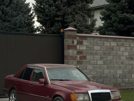 Mercedes-Benz W124, 1992 — photo 6