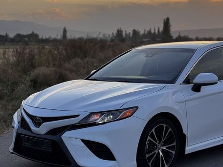Toyota Camry, 2017 — фото 2
