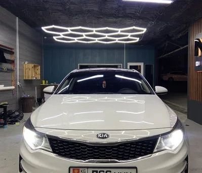 Kia K5, 2017