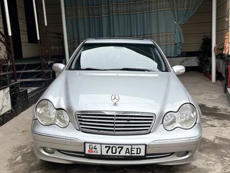 Mercedes-Benz C-Класс, 2004 — 照片 5