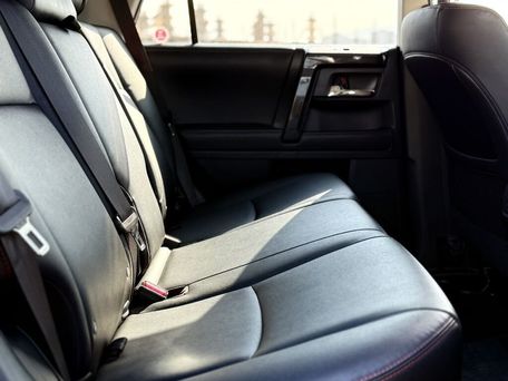 Toyota 4Runner, 2020 — сүрөт 11