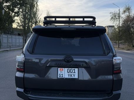 Toyota 4Runner, 2020 — photo 6