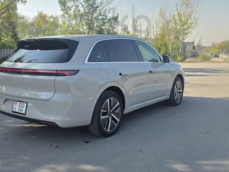 Li Auto (Lixiang) L6, 2024 — фото 4