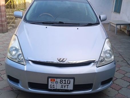 Toyota Wish, 2003 — photo 1