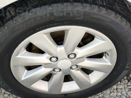 Hyundai Accent, 2013 — 照片 7