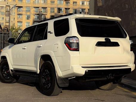 Toyota 4Runner, 2021 — фото 8