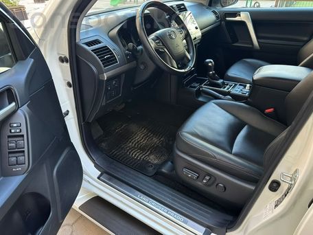 Toyota Land Cruiser Prado, 2022 — photo 3