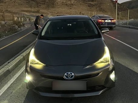 Toyota Prius, 2011 — фото 1