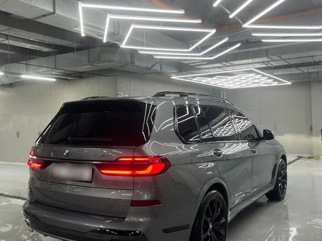 BMW X7, 2023 — 照片 6