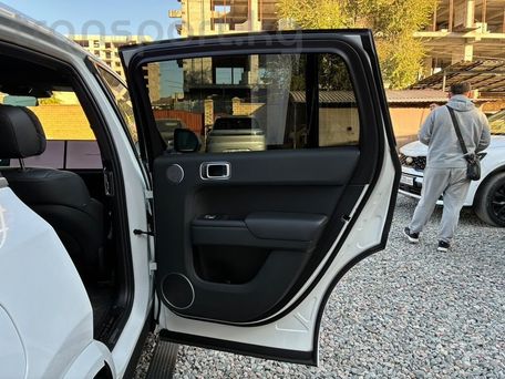 Li Auto (Lixiang) L8, 2023 — photo 11