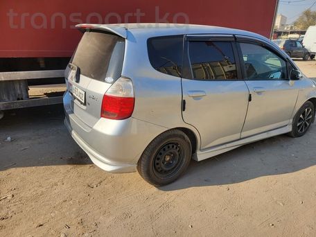 Honda Fit, 2003 — photo 3