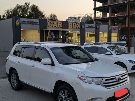 Toyota Highlander, 2013 — photo 4