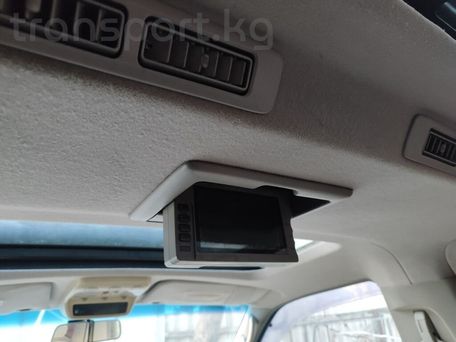 Nissan Elgrand, 1998 — фото 10
