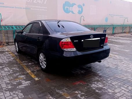 Toyota Camry, 2005 — photo 2
