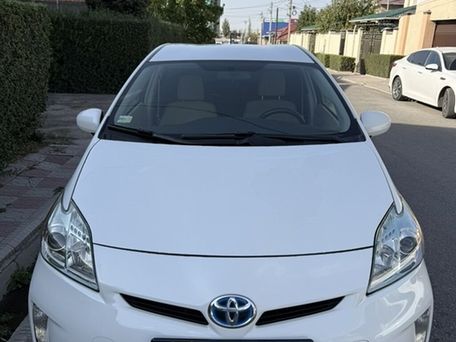 Toyota Prius, 2015 — фото 5