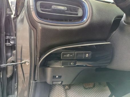 Toyota Prius, 2016 — фото 14