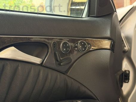 Mercedes-Benz E-Класс, 2004 — 照片 6